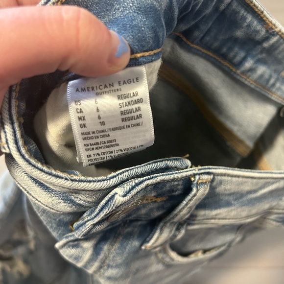 AE Size 6 Hi Rise Jeggings - Picture 6 of 8